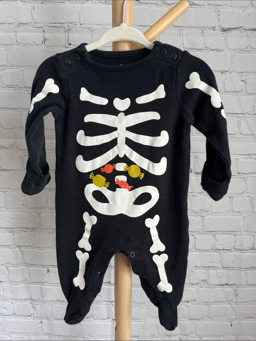 ⭐️⭐️PICK 5 / $20 Carter's Black Skeleton Candy Print One-Piece Pajama Sleeper